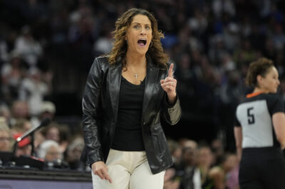 “CAUGHT RED-HANDED.” Stephanie White just exposed what fans feared all along: the game was rigged. And the ref? Instantly panicked. Whispers turned into outrage as new footage proves something dark was at play. This might be the biggest scandal in WNBA history.