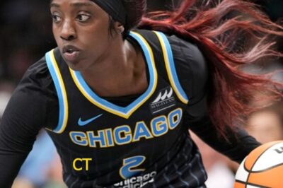 🔴 VIDEO: WNBA Star Kahleah Copper RUSHES Off Court After Wig SNAPPED OFF Mid‑Game — Fan Gets EJECTED for Mocking Her! 😳  During a recent Phoenix Mercury matchup with the Washington Mystics, Phoenix star Kahleah Copper’s wig flew off mid-play after a screen attempt. Copper quickly retrieved it and ran off to the locker room, prompting a timeout from the officials.  youtube.com +15 sports.yahoo.com +15 nypost.com +15 hindustantimes.com +3 talksport.com +3 nypost.com +3  Chaos escalated when a nearby fan was seen mocking the moment, leading Mercury players to flag down security, and the fan was swiftly removed from the arena.  nypost.com  The incident sparked a viral frenzy online, with debates over fan behavior, player dignity, and whether the ejection was warranted. Meanwhile, Copper returned composed and helped seal an 88–72 victory behind strong performances from Alyssa Thomas.  talksport.com  Fans are still buzzing about the bizarre moment—and the mixed reactions are showing no signs of cooling down…