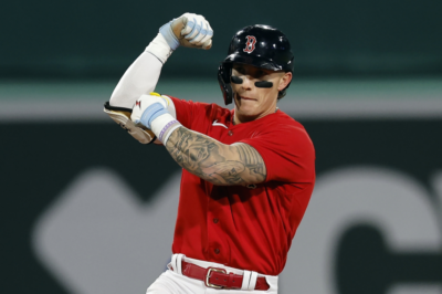 FIERY HEADLINES: Red Sox star Jarren Duran is caught up in scandal after being seen sneaking a glance at an influencer’s attention-grabbing “high beams,” sparking ridicule, controversy, and a frenzy of speculation across sports and entertainment media alike.