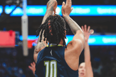 Unbelievable Footage: Dallas Wings Forced to Use Commercial Airlines in Critical Playoffs Stretch — Is This the Reality for WNBA Stars? Fans Outraged, Demand Answers on Player Treatment!