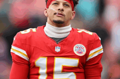 Patrick Mahomes lands on Chiefs injury report with wrist issue