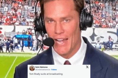NFL Fans Were Calling For Tom Brady To Be Fired During Cowboys-Bears Game On FOX